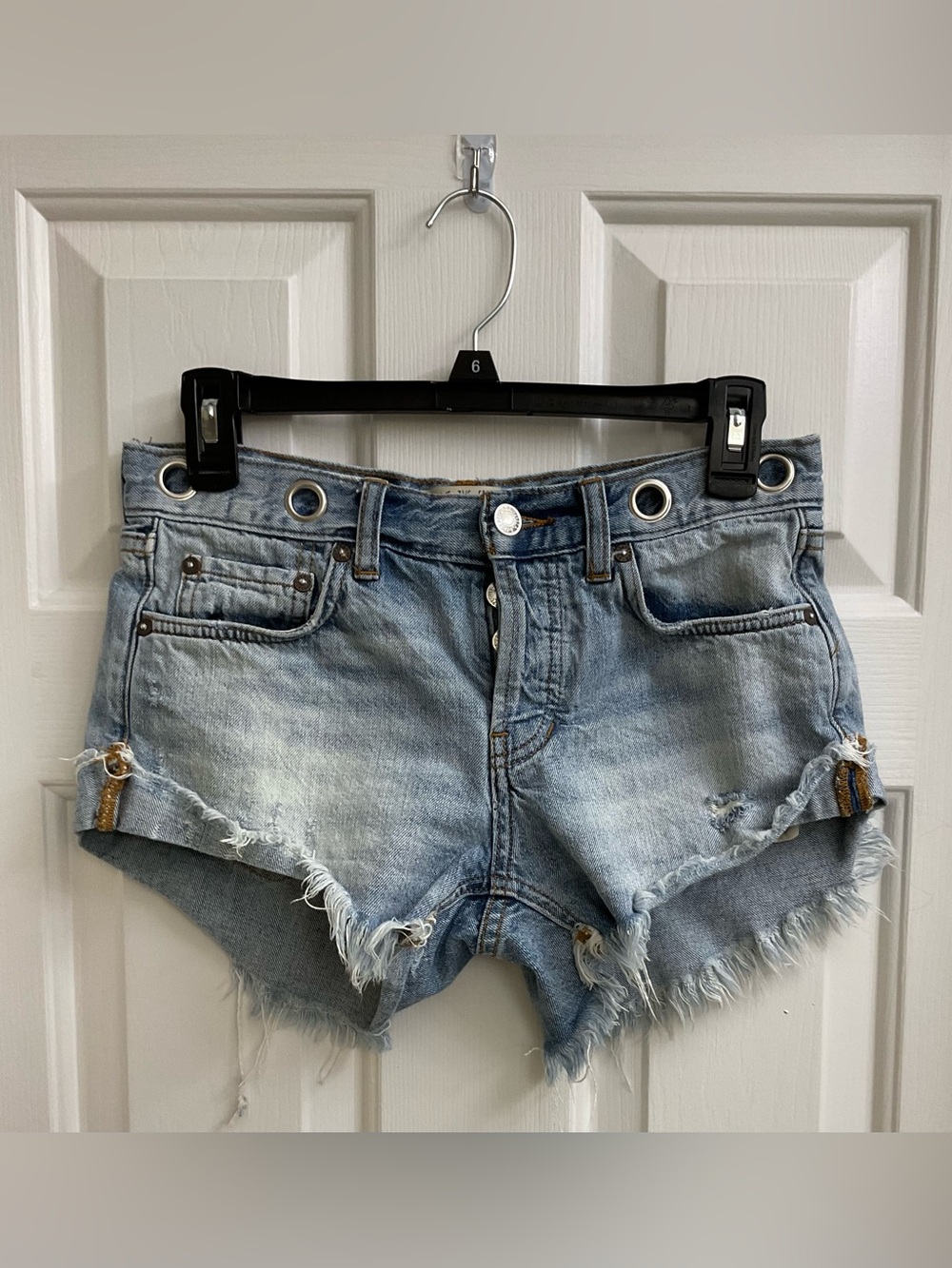 WE THE FREE Jean Shorts